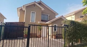 Acogedora Casa En Comuna De La Florida