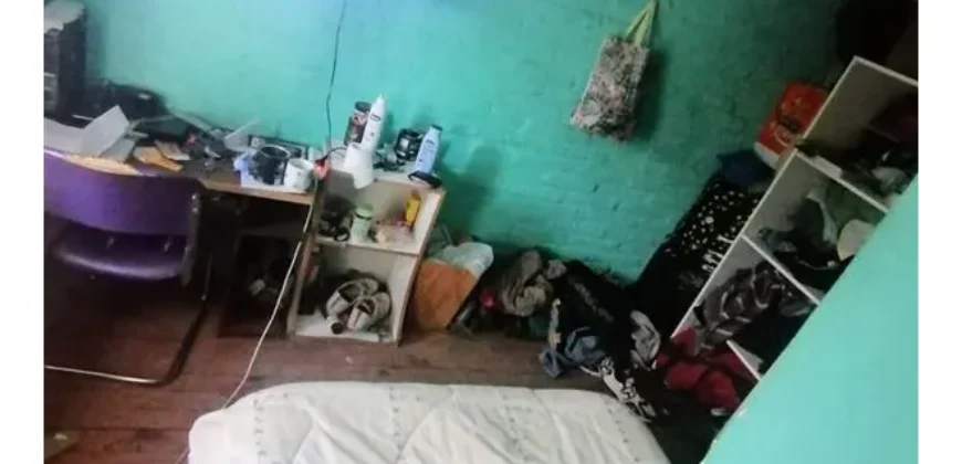 Casa En Venta De 3 Dorm. En La Florida