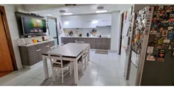 Casa En Venta De 6 Dorm. En Peñalolén