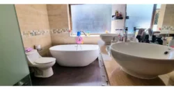 Casa En Venta De 6 Dorm. En Peñalolén
