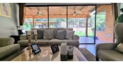 Casa En Venta De 6 Dorm. En Peñalolén