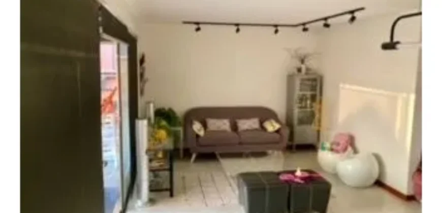 Casa En Las Pircas 4 Dormitorios 3 Baños