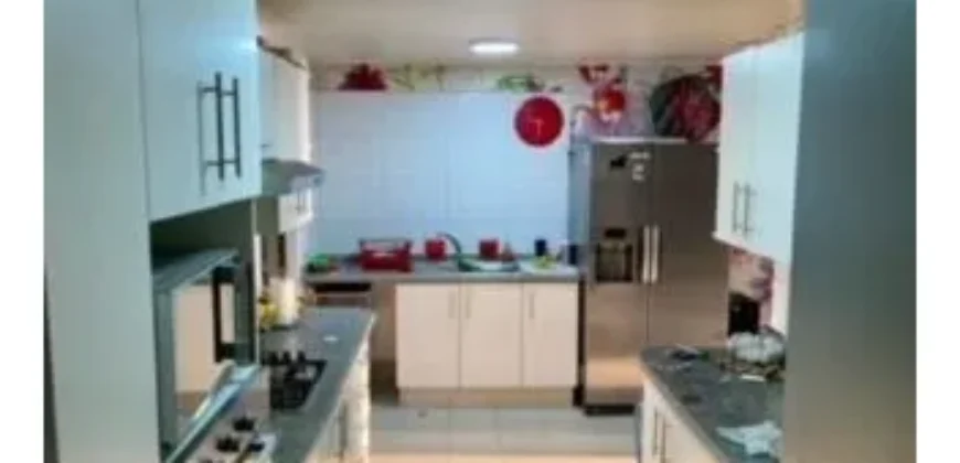 Casa En Las Pircas 4 Dormitorios 3 Baños