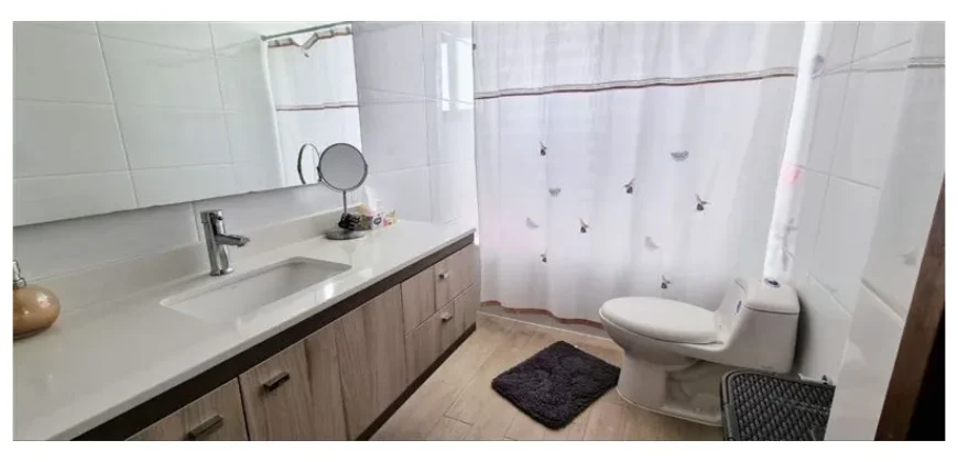 Departamento Amoblado En Venta De 3 Dorm. En Concón