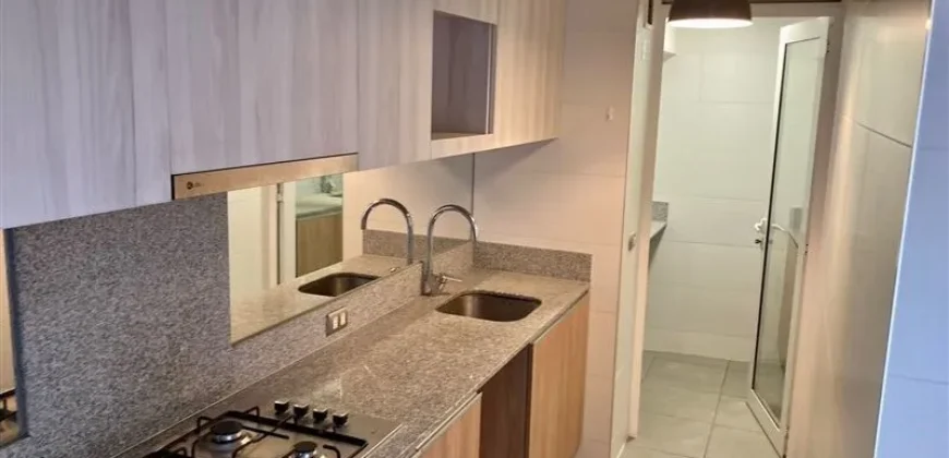 Departamento En Venta De 2 Dorm. En La Florida