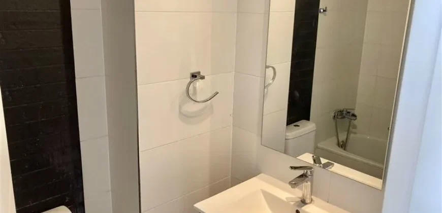 Departamento En Venta De 2 Dorm. En La Florida