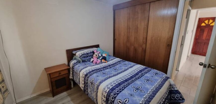 Depto. 2 dorm. En venta metro las torres