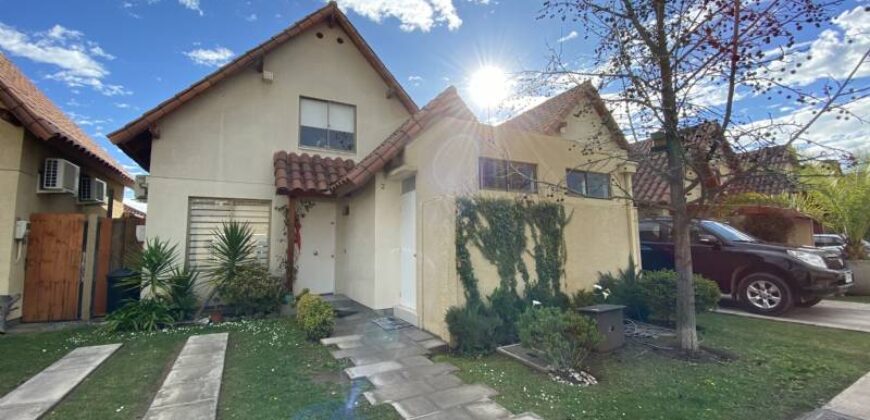 Se vende casa 3 dormitorios